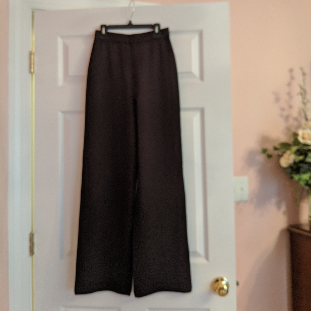 ST John pants